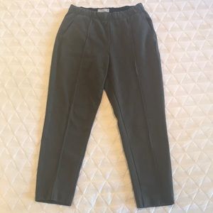 Everlane - “The Dream Pant,” size Medium, Dark Forest